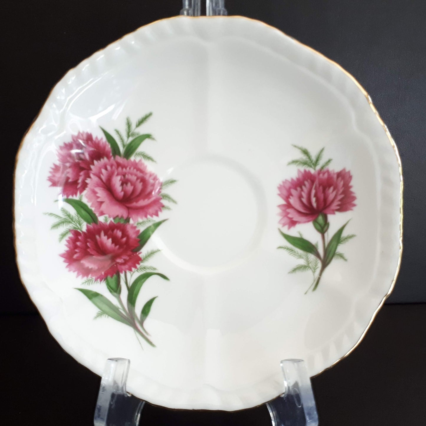 Royal Grafton Bone China with large deep pink Carnation flowers teacup & saucer