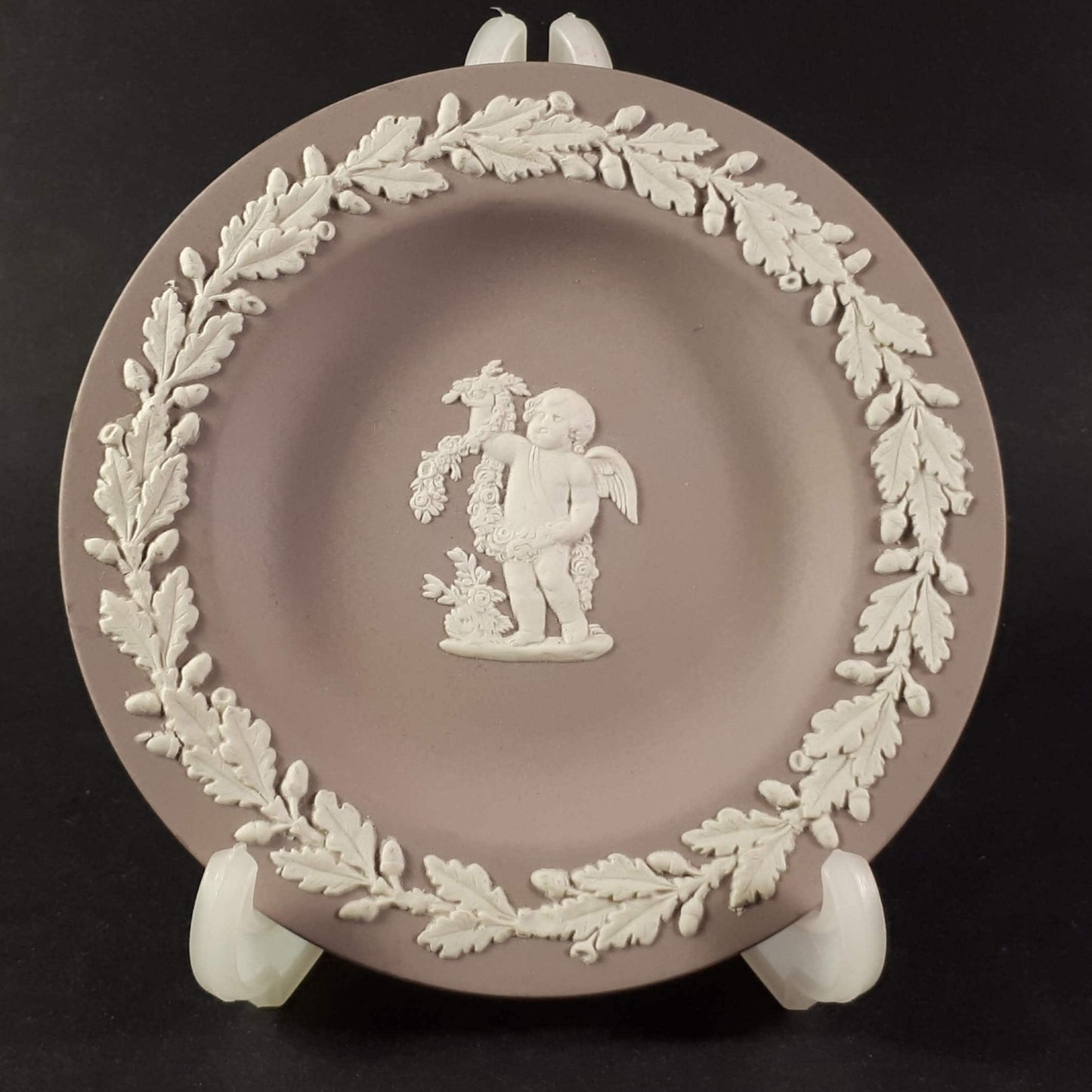 Extremely Rare !!! Wedgwood Jasperware Lilac Plate Dish Cherub - 4 1/2 inch