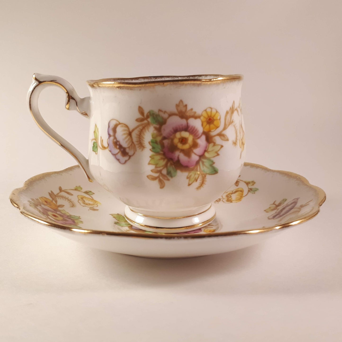 Vintage - English Royal Albert fine bone china - Evesham Pattern Poppies Pink...