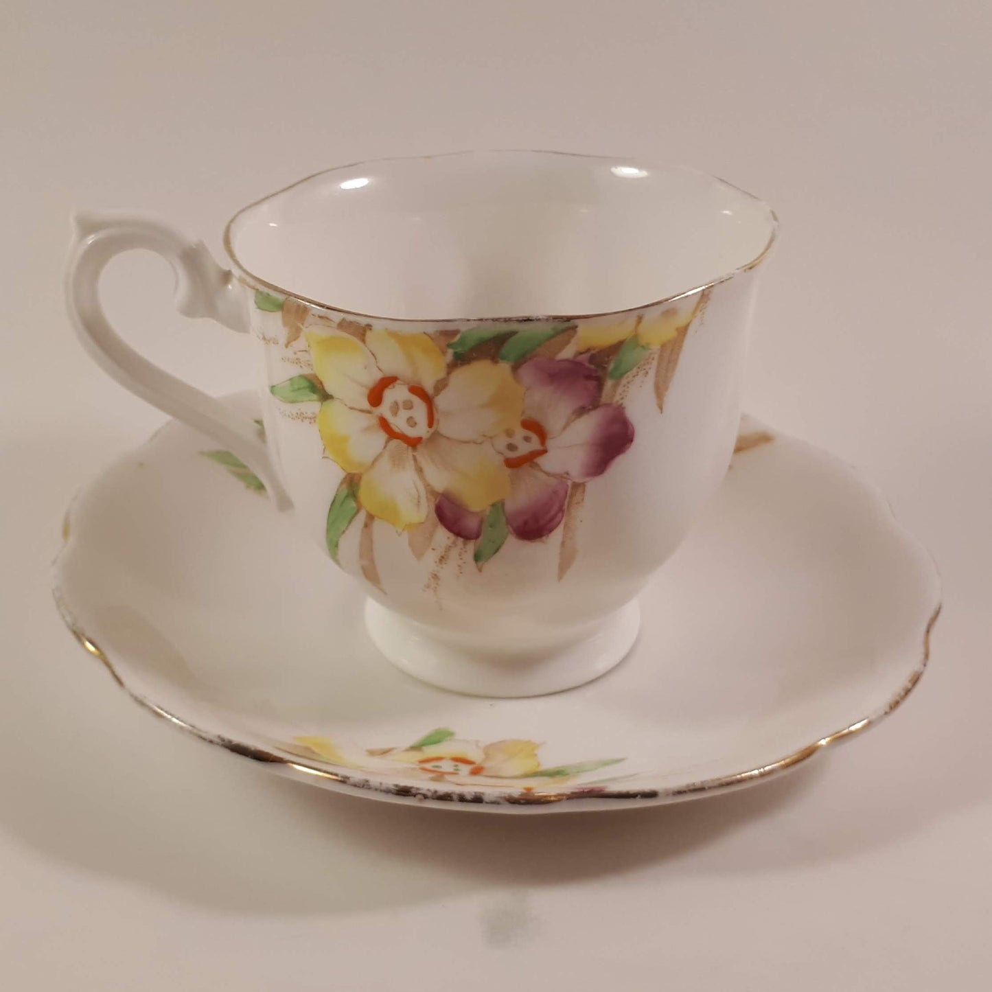 Vintage Royal Albert Narcissus Friendship Hampton footed Teacup and Saucer gold