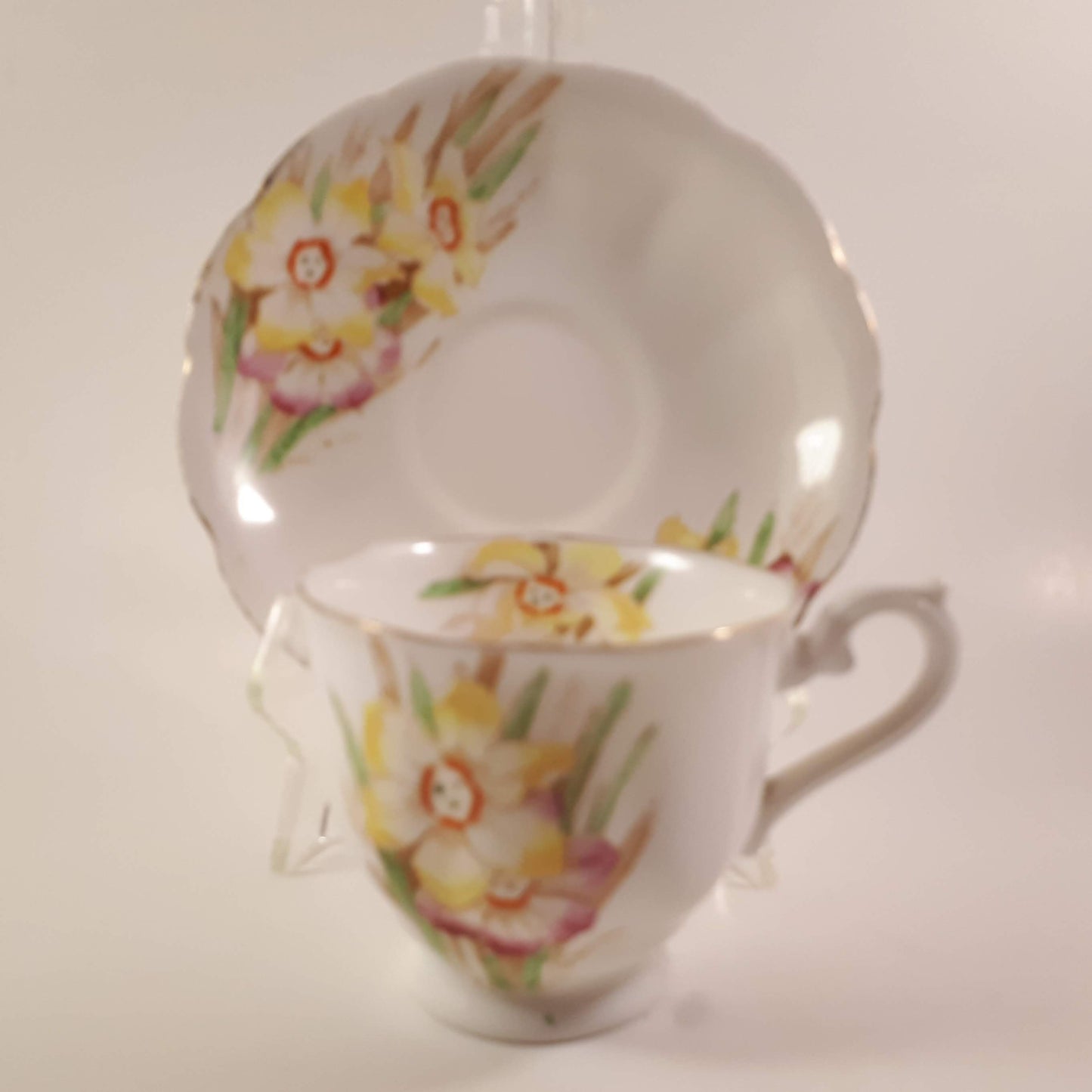 Vintage Royal Albert Narcissus Friendship Hampton footed Teacup and Saucer gold