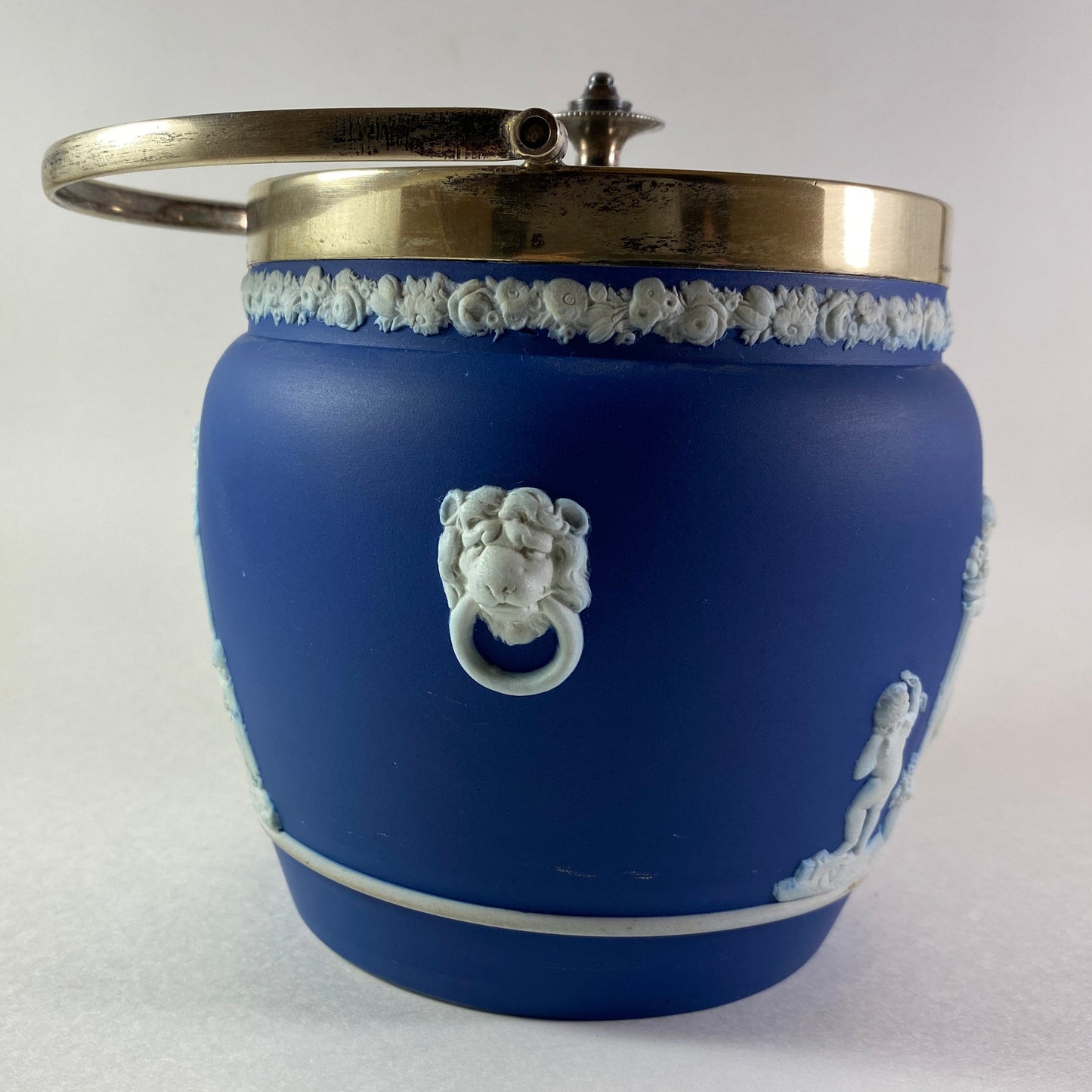 RARE !! Wedgwood Cobalt Blue Jasperware sacrifice Biscuit Barrel from 1800s