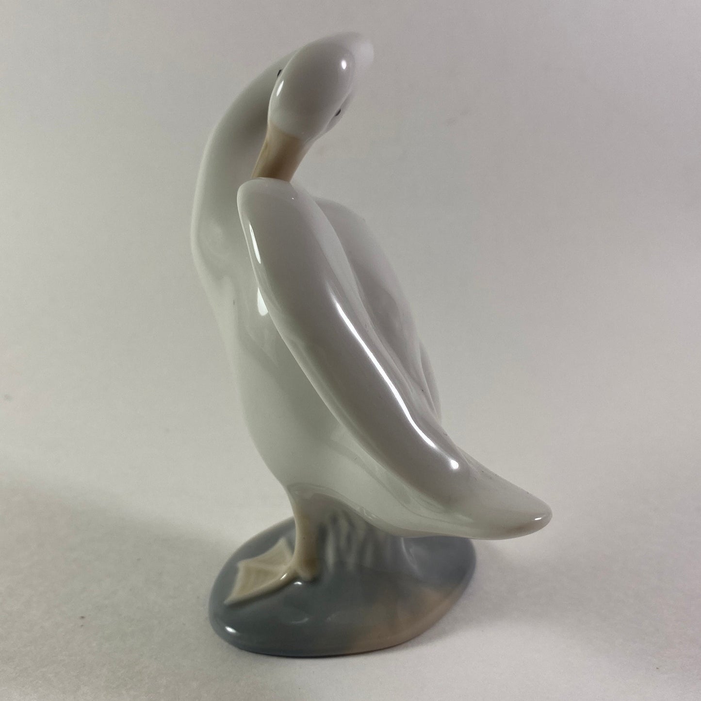 Authentic Vintage Lladro Duck Or Goose Preening Figurine Made In Spain 4.5"