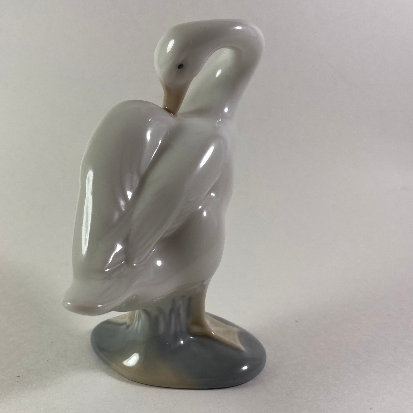 Authentic Vintage Lladro Duck Or Goose Preening Figurine Made In Spain 4.5"