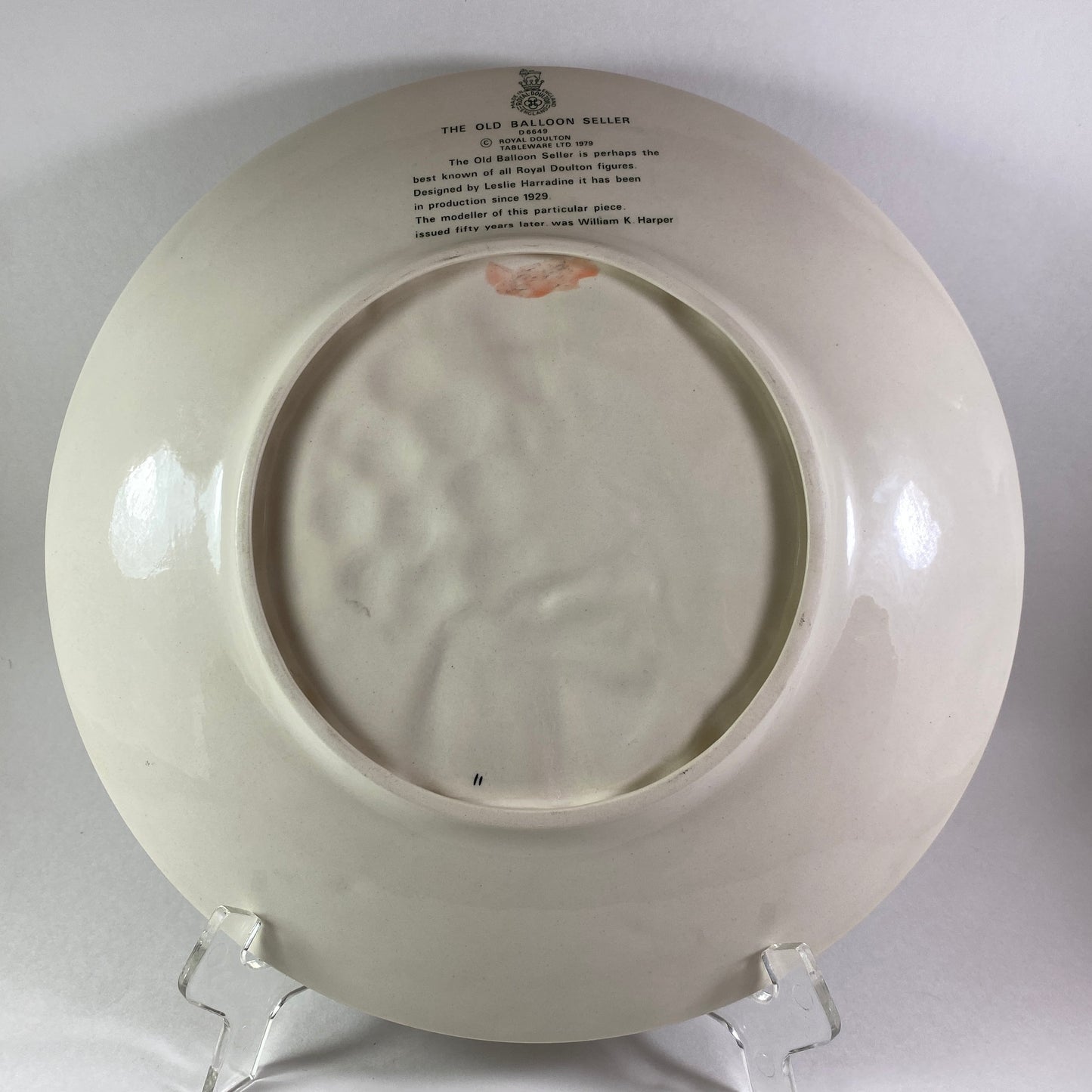 Vintage Royal Doulton The Old Balloon Seller (1930-93) 10 inches Plate D 6649