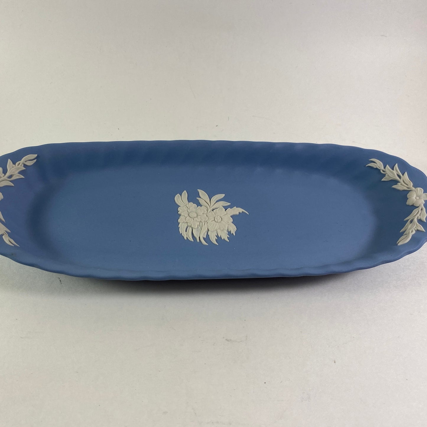 RARE !! Wedgewood Jasperware Oblong Trinket Jewelry olive Tray 9”X 3.5”