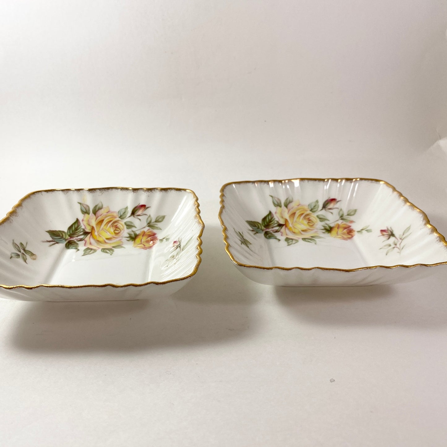 RARE Paragon Peace Rose Square Candy Bon Bon Nut Ring Dish Gold Rim MINT