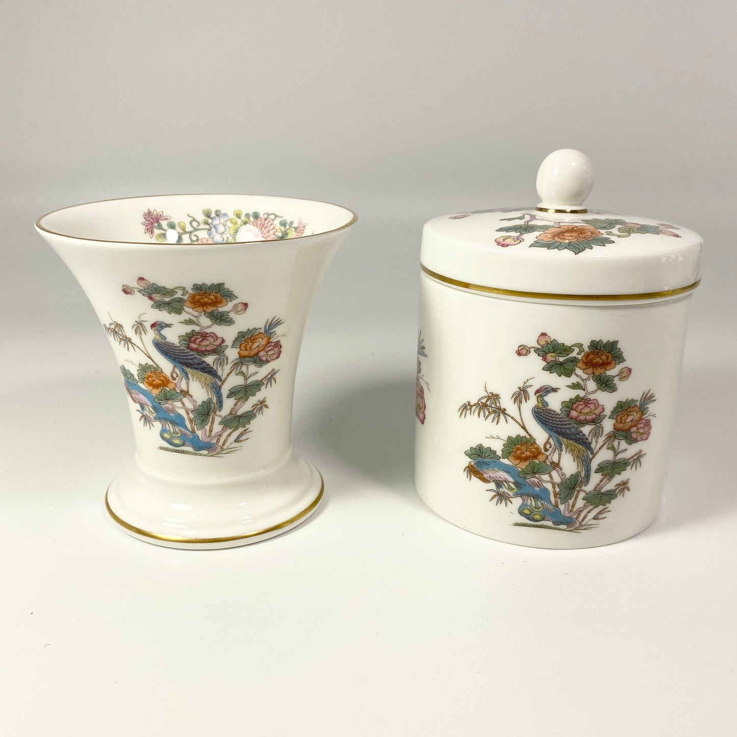 Set of 2 Wedgwood Kutani bird trumpet Vase & lidded jar