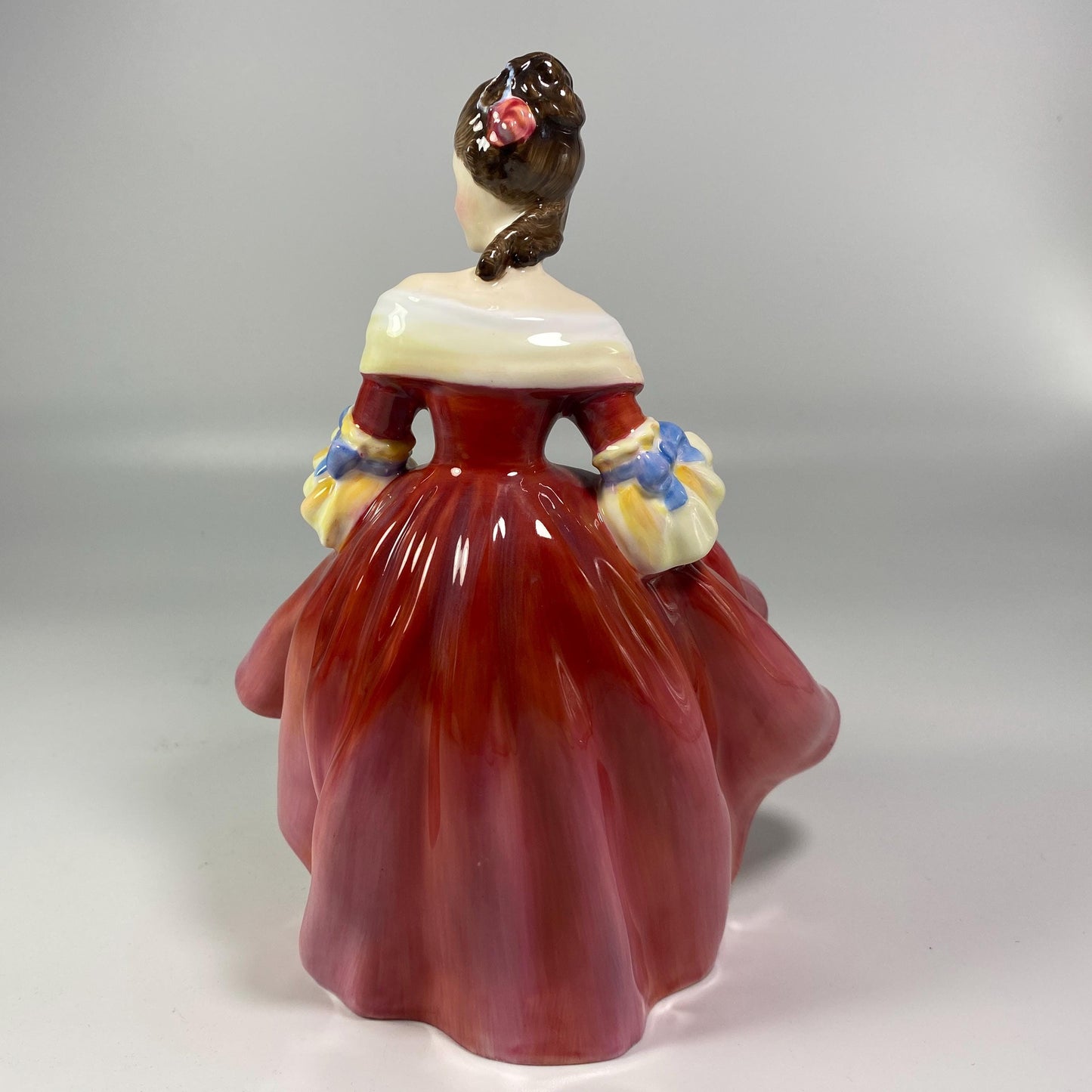 Royal Doulton Southern Belle HN 2229. 1957 Series Beautiful Condition 8 " inches