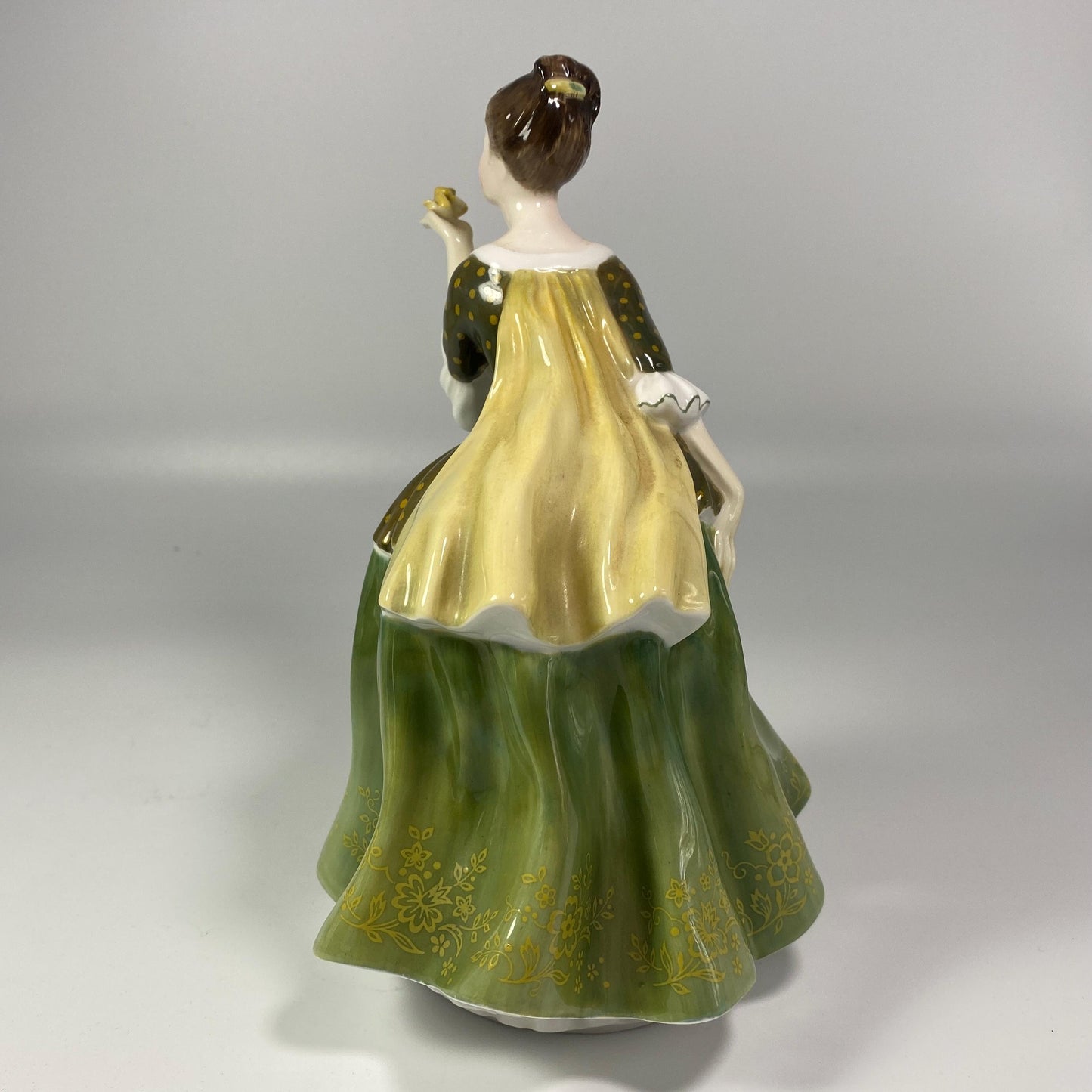 Royal Doulton Figurine FLEUR HN 2368 England Bone China 8" inches