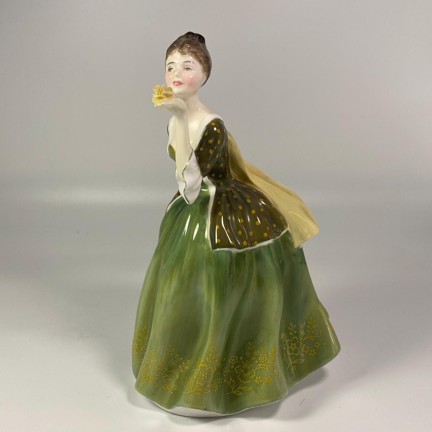 Royal Doulton Figurine FLEUR HN 2368 England Bone China 8" inches
