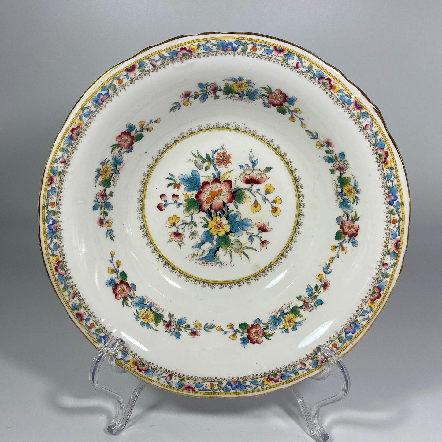 RARE !! Foley Ming Rose Fine Bone China 8 1/4” serving Bowl