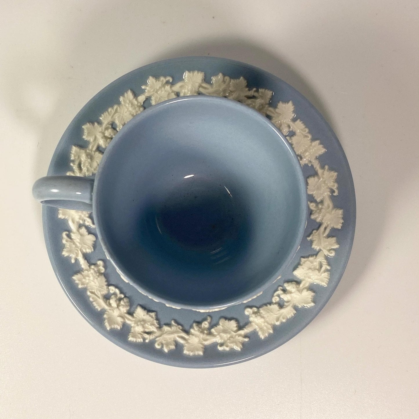 1950s WEDGWOOD QUEENSWARE Blue on Cream Footed Demitasse small Cup & Saucer