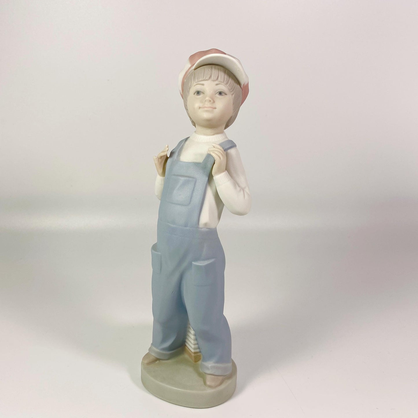 Retired Lladro BOY FROM MADRID Overalls & Accordian #4898 Figurine-Minor Chip