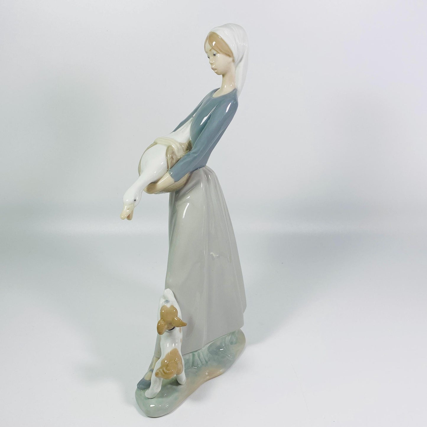 Retired Lladro Girl With Goose And Dog Figurine 4866 10.5” Tall Mint with Box