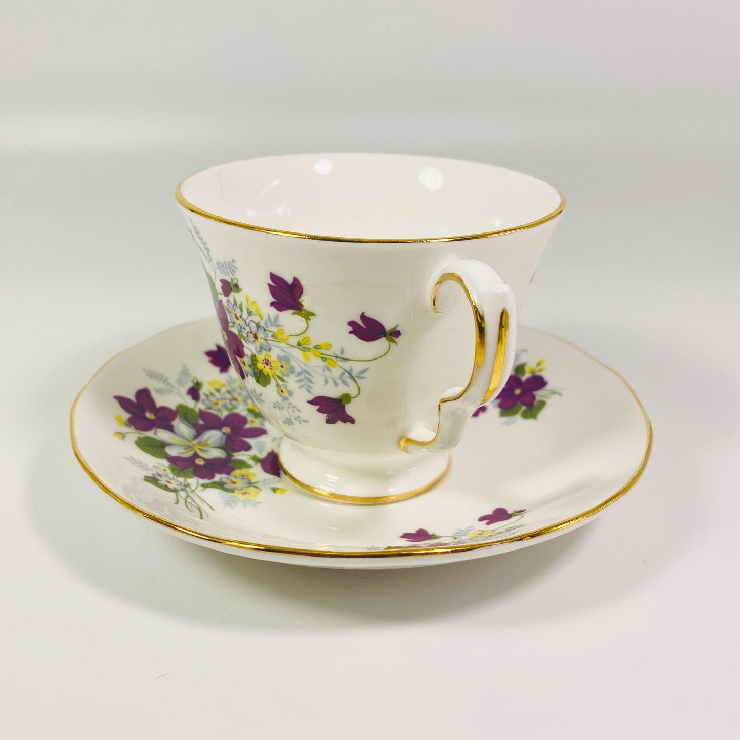 VTG Royal Vale Fine Bone China Tea Cup & Saucer purple gold trim Floral Retro