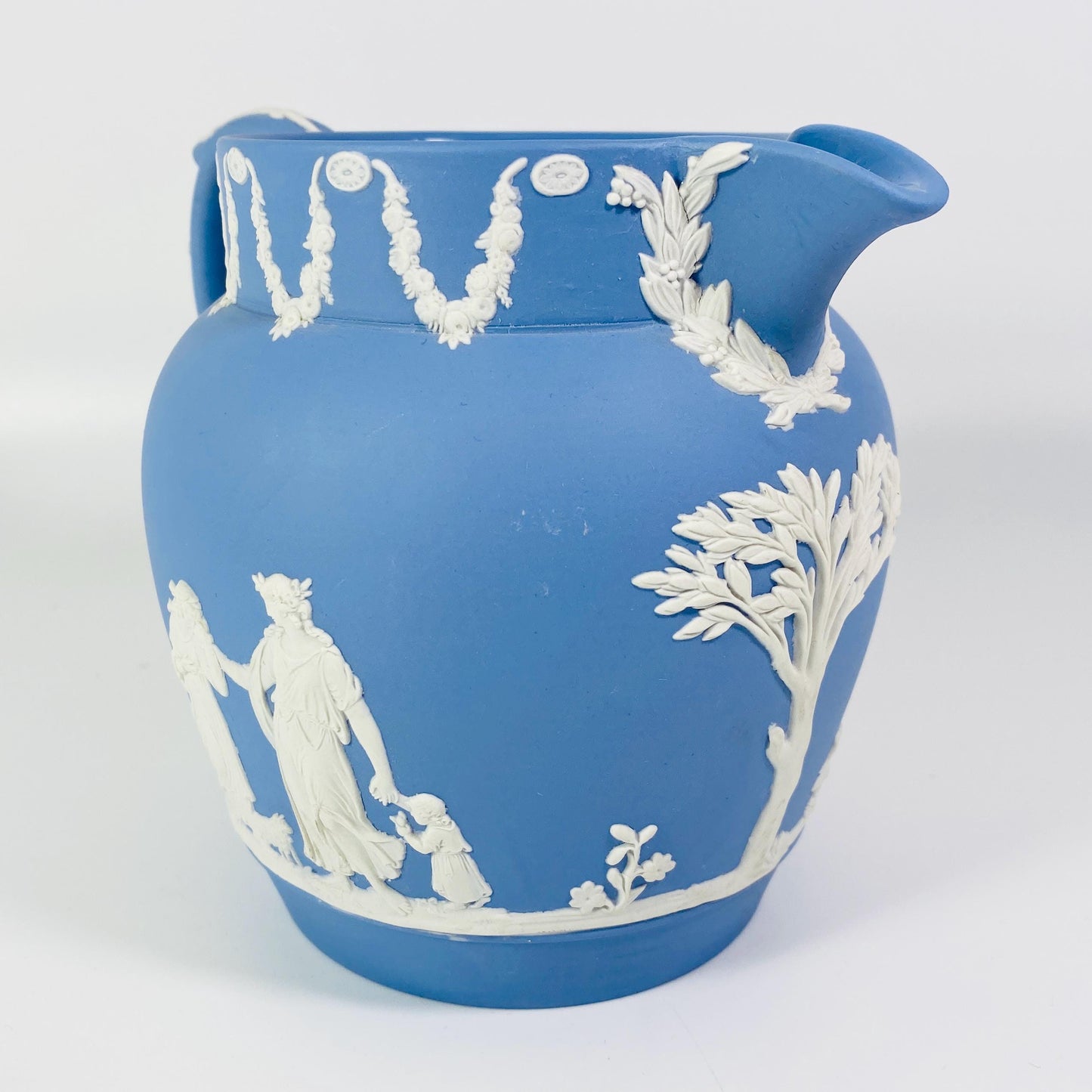 Vintage Wedgwood Jasperware Pitcher Creamer Jug Garland Trim 5” Blue 1959