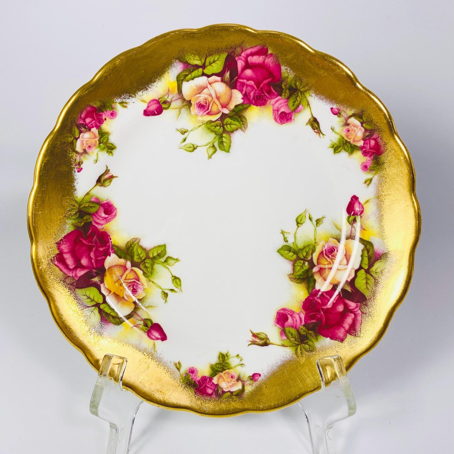 VTG Royal Chelsea Bone China Golden Rose Tea Cup Saucer Heavy Brushed Gold Trim