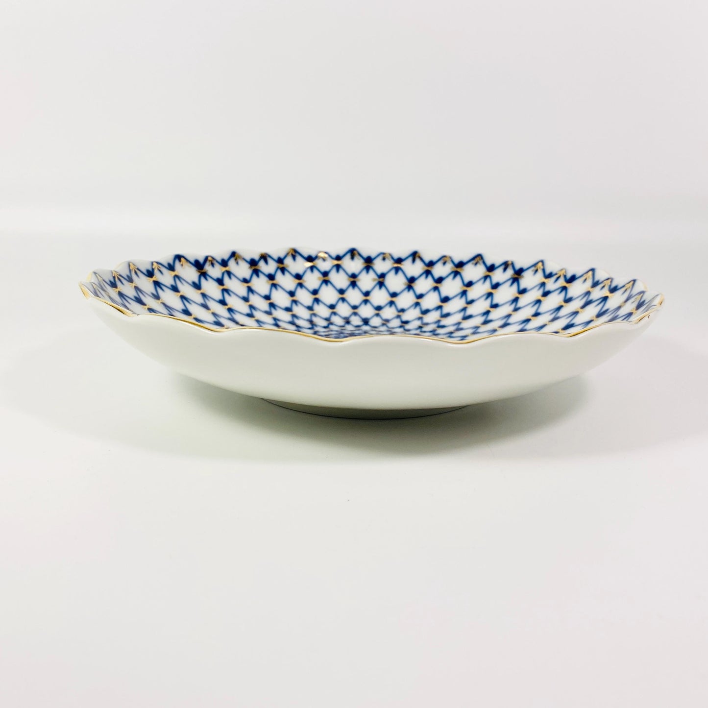 RARE !! Vintage Lomonosov COBALT Blue net round Biscuit Cookie Fruit Candy BOWL 8 1/2”