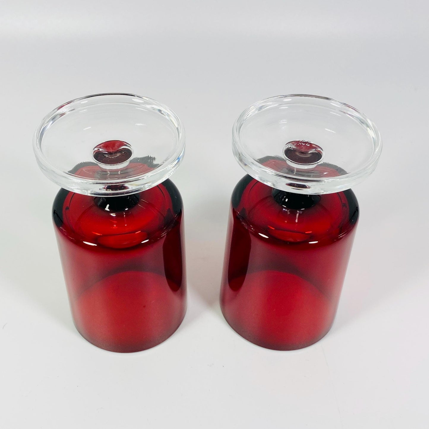 Set of 2 Acoroc France ruby red Wine Beverage Cavalier pedestal glasses 4 inches