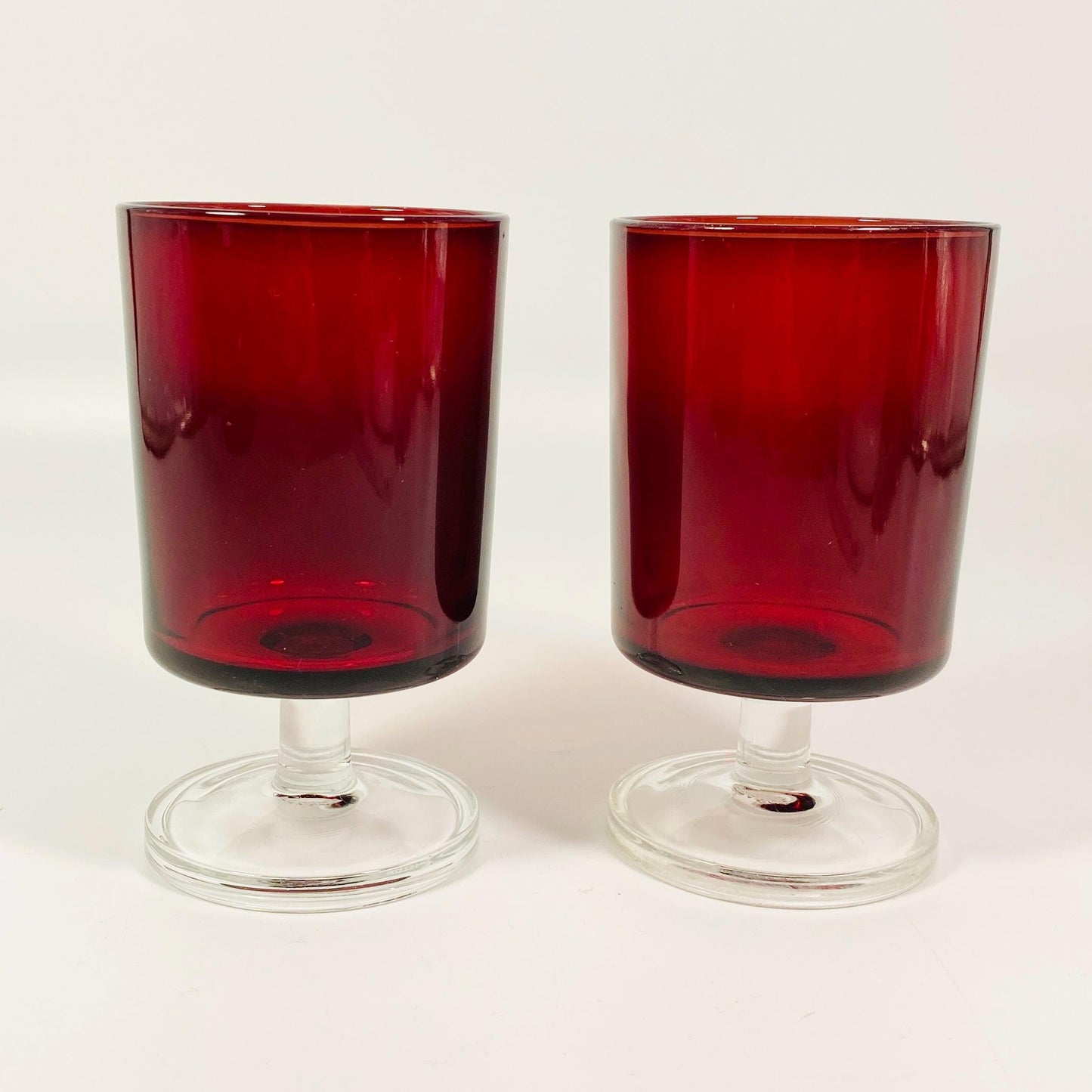 Luminarc Cavalier France Ruby Red Wine Glass 4 1/2”; 5 oz; Set of 2