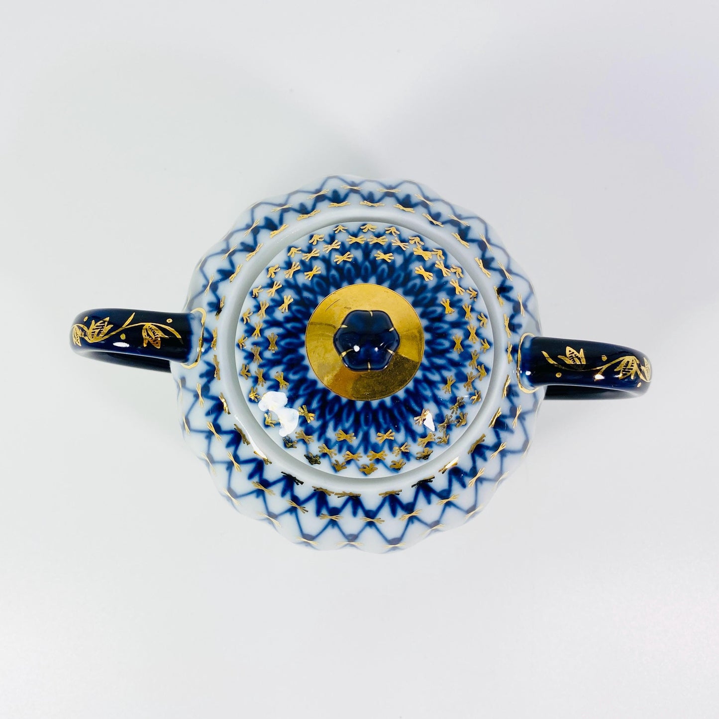 Lomonosov Russia Cobalt Blue Gold Net Imperial Porcelain Lidded Sugar Bowl