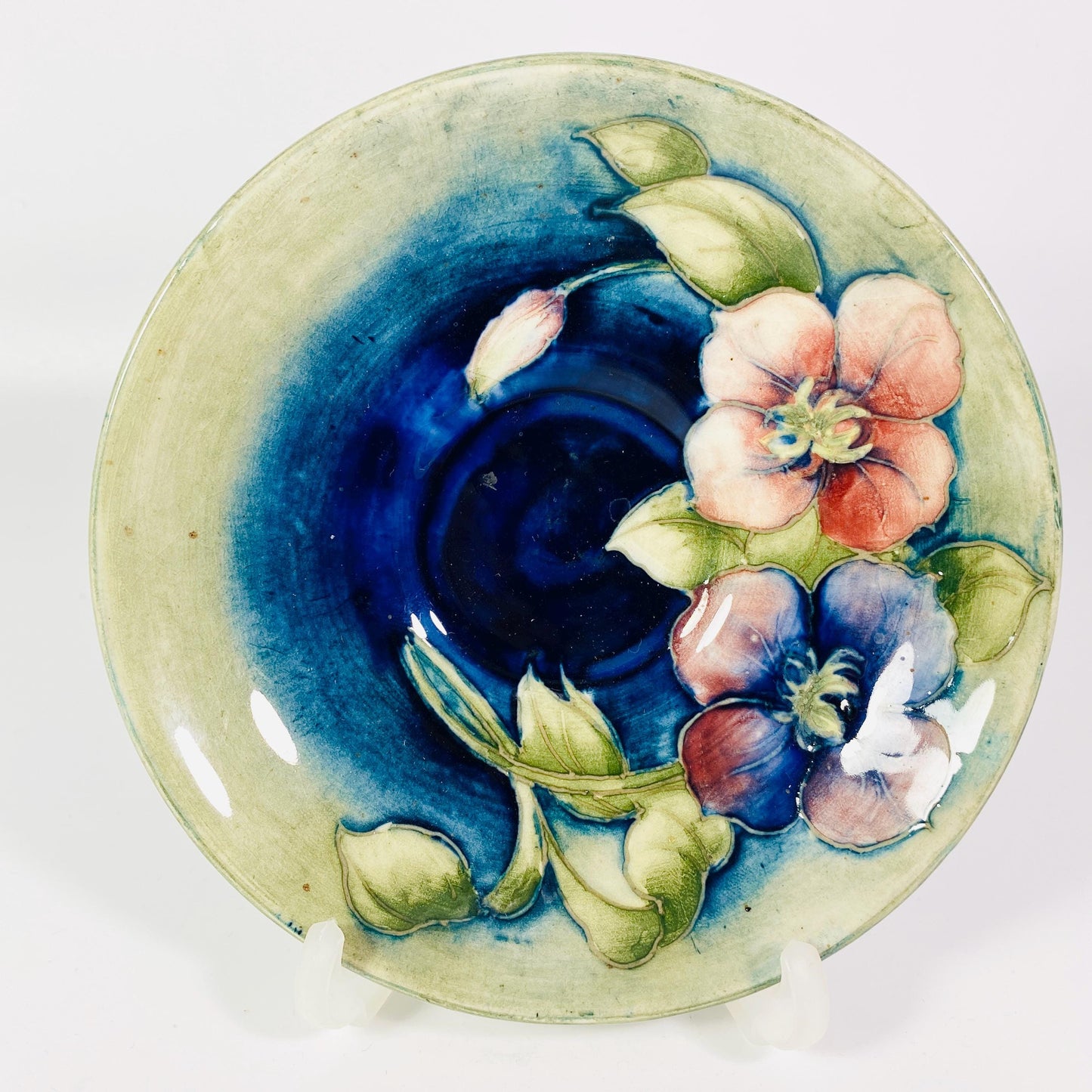 Antique RARE Moorcroft England 5.5 inches Plate Anemone floral design