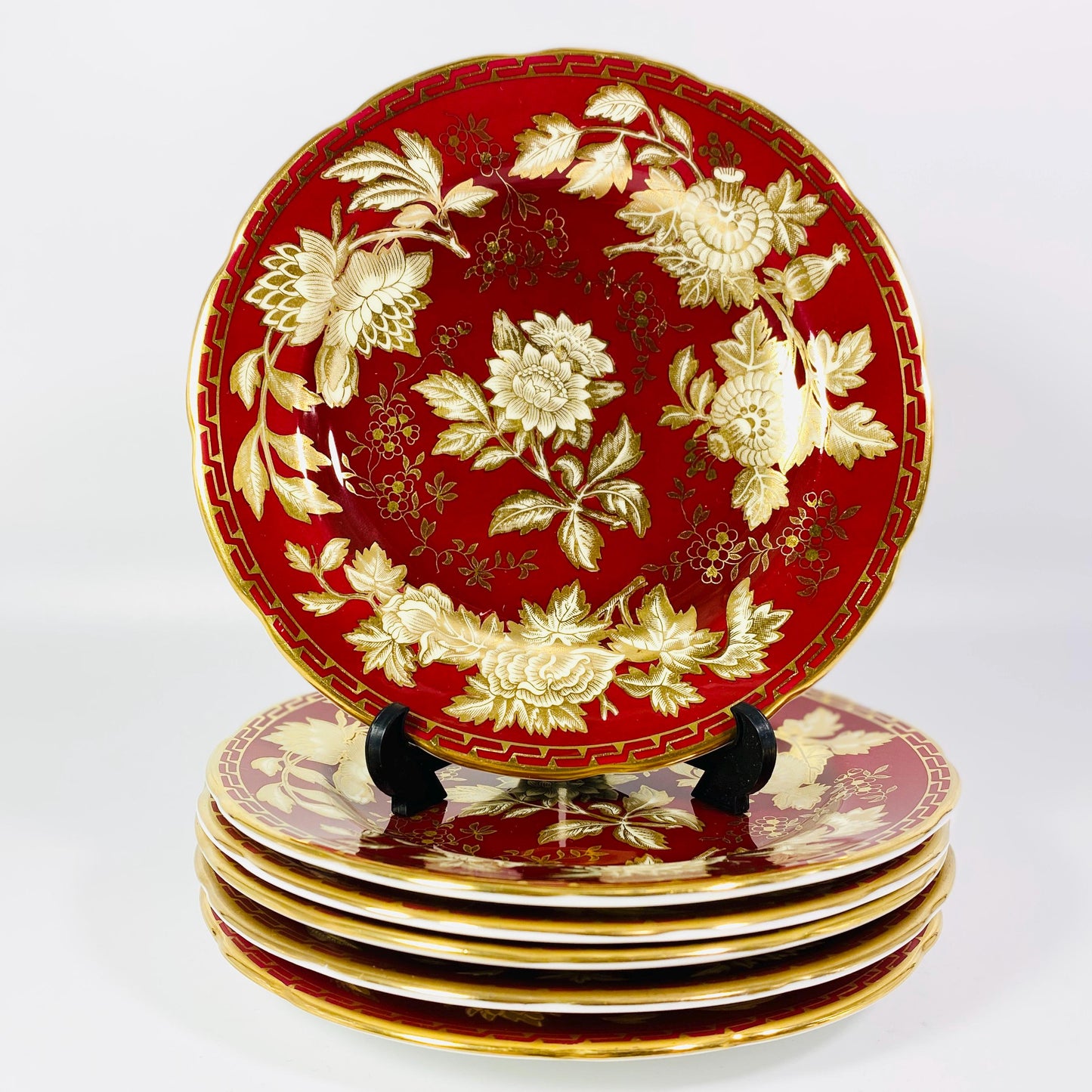 RARE !! Wedgwood Ruby Tonquin England 6, 8, 11 inches Plates pick your choice