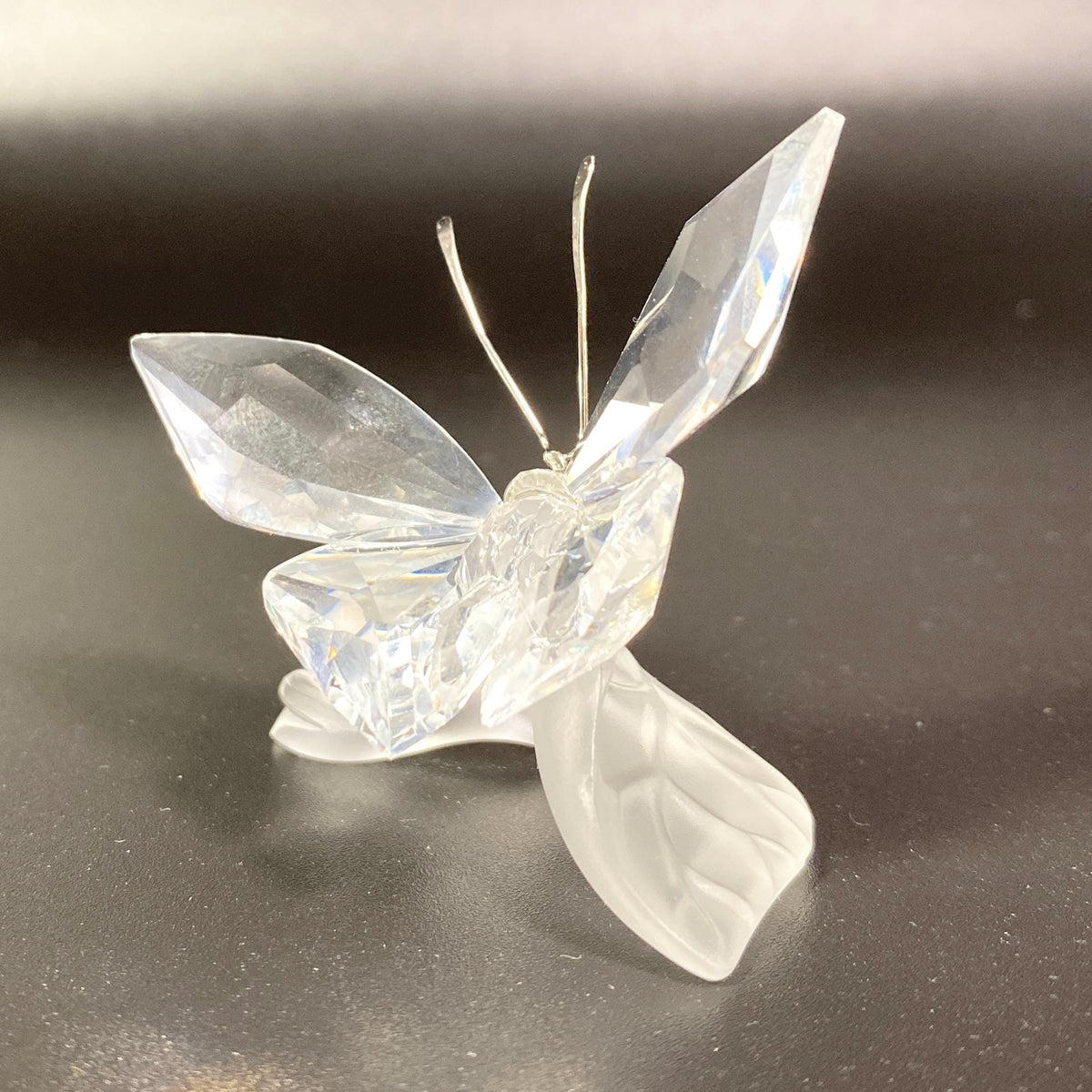 New Swarovski Crystal Butterfly on a frosted Leaf figurine