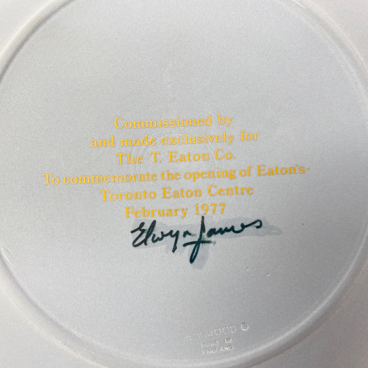 Extremely Rare !! Wedgwood 1977 Eaton center opening signed by Ewlyn James