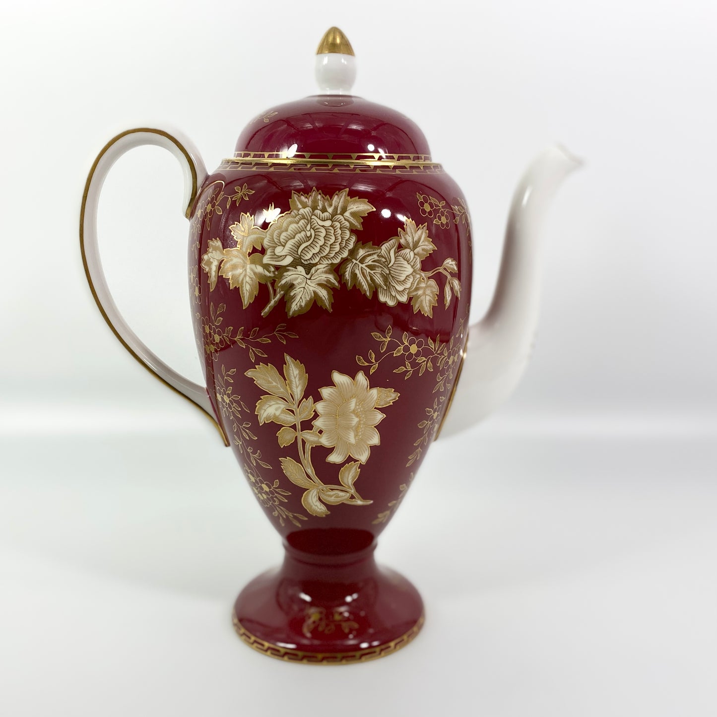 VTG Wedgwood Ruby Tonquin England Red Gold Floral Scalloped Coffee Tea Pot