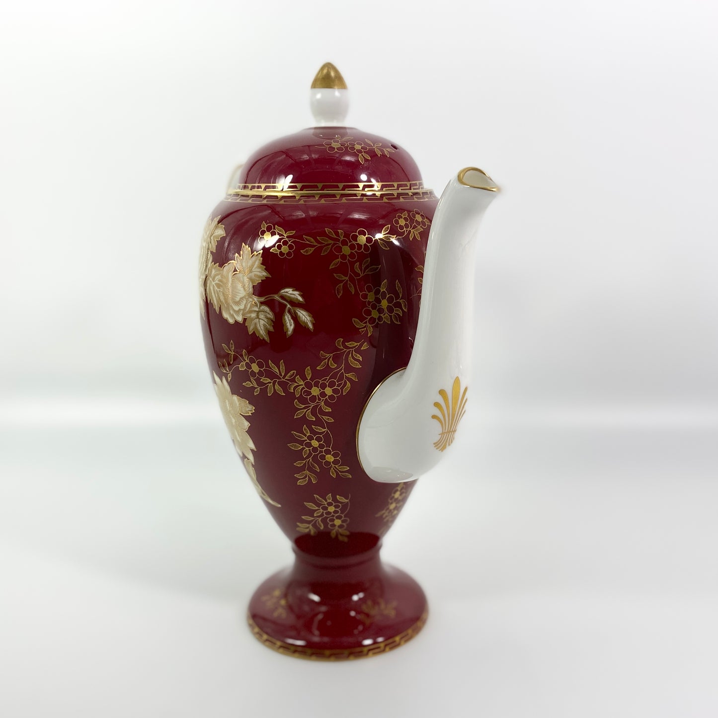 VTG Wedgwood Ruby Tonquin England Red Gold Floral Scalloped Coffee Tea Pot