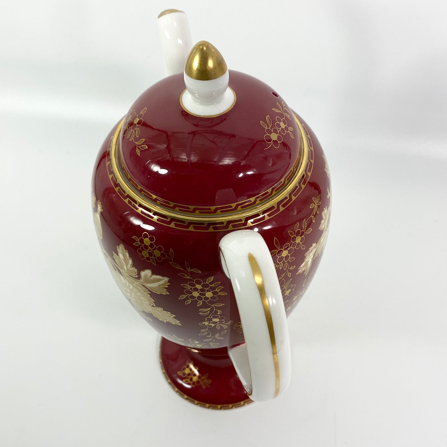 VTG Wedgwood Ruby Tonquin England Red Gold Floral Scalloped Coffee Tea Pot
