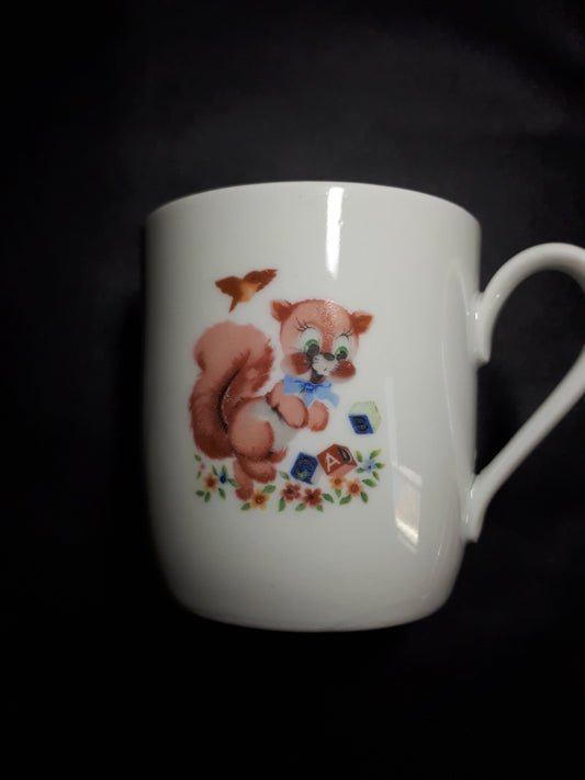 Bareuther Waldsassen Bavaria Germany Vintage baby animals mug #133