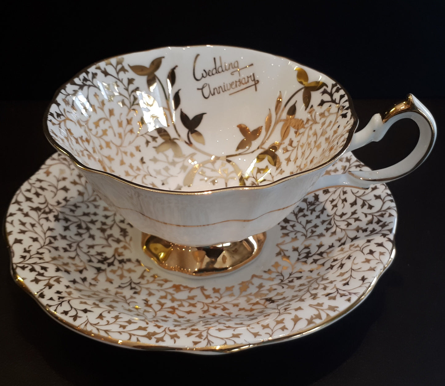 Vintage Queen Anne Gold leaves Wedding Anniversary teacup and saucer pattern 332