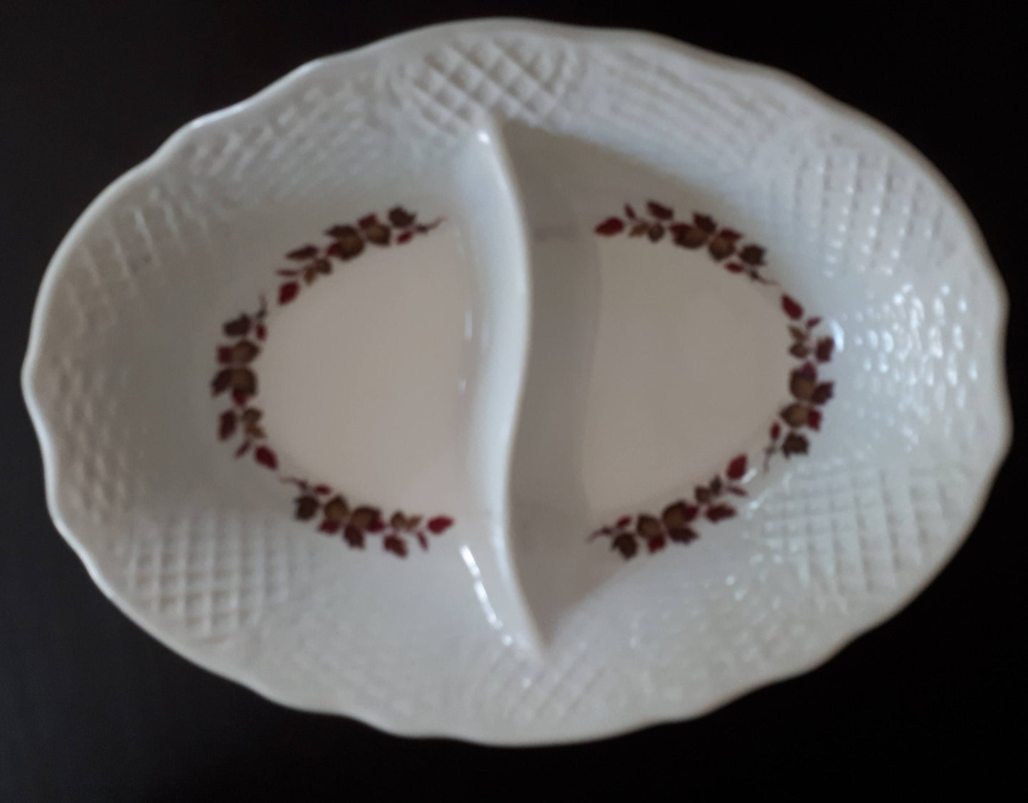 Vintage Simpsons Potters ACADIAN Divided Dish Bowl Marlborough Old English Ironstone