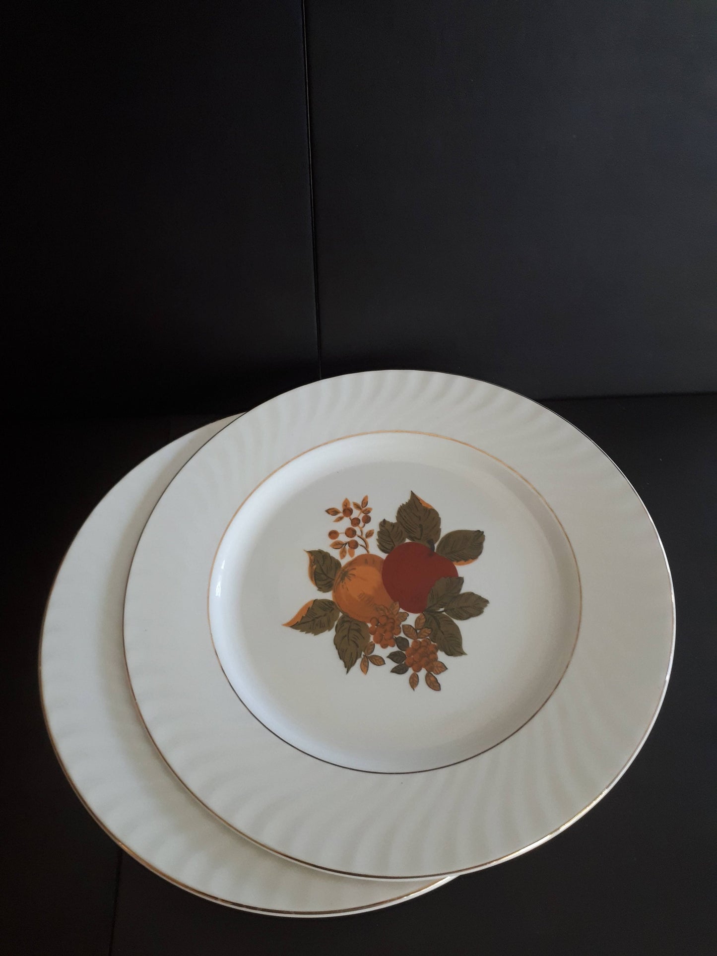 Set of 2 Enoch Wedgwood Tunstall Ltd English Harvest 10 " Dinner Plates