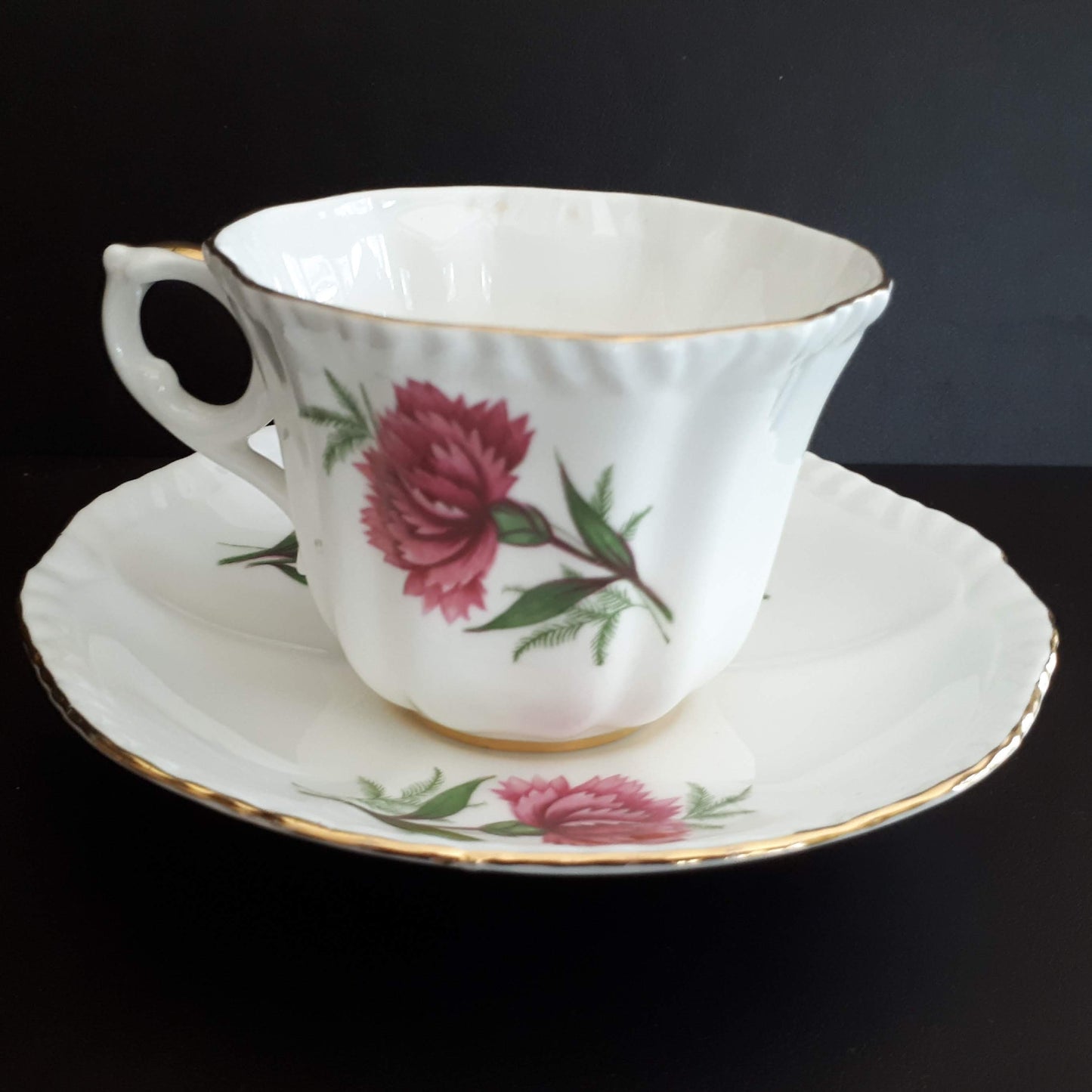 Royal Grafton Bone China with large deep pink Carnation flowers teacup & saucer