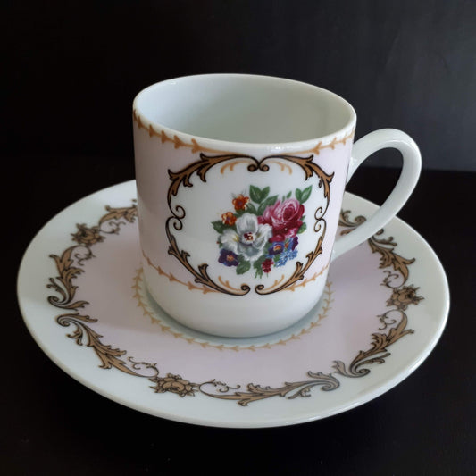 Vintage Limoges Artig C.A tipo limoges demitasse Pink cup & saucer roses design