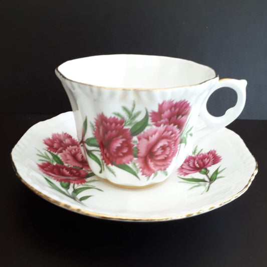 Royal Grafton Bone China with large deep pink Carnation flowers teacup & saucer