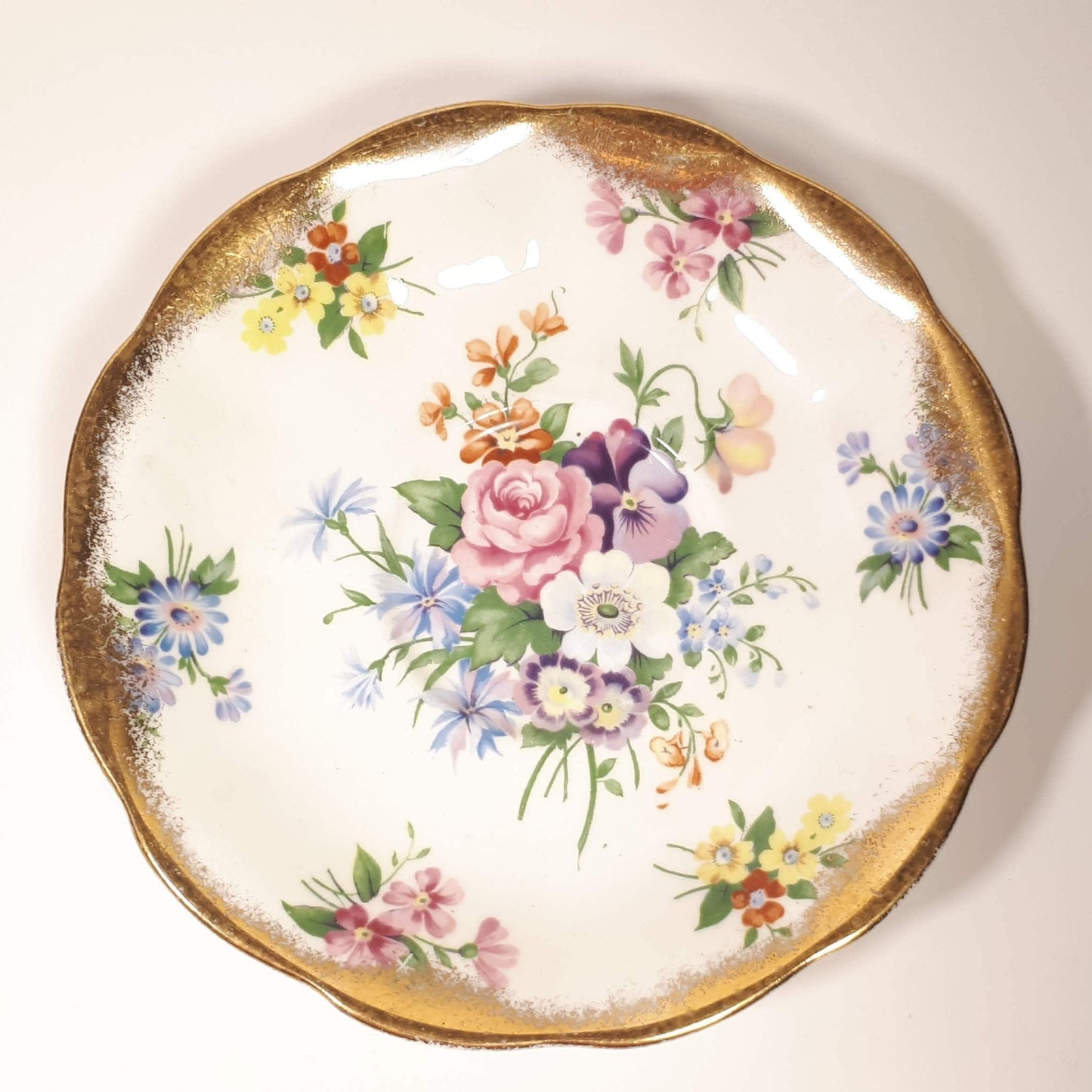 Rare Royal Albert Bone China Floral Bouquet heavy gold gliding gold brushed