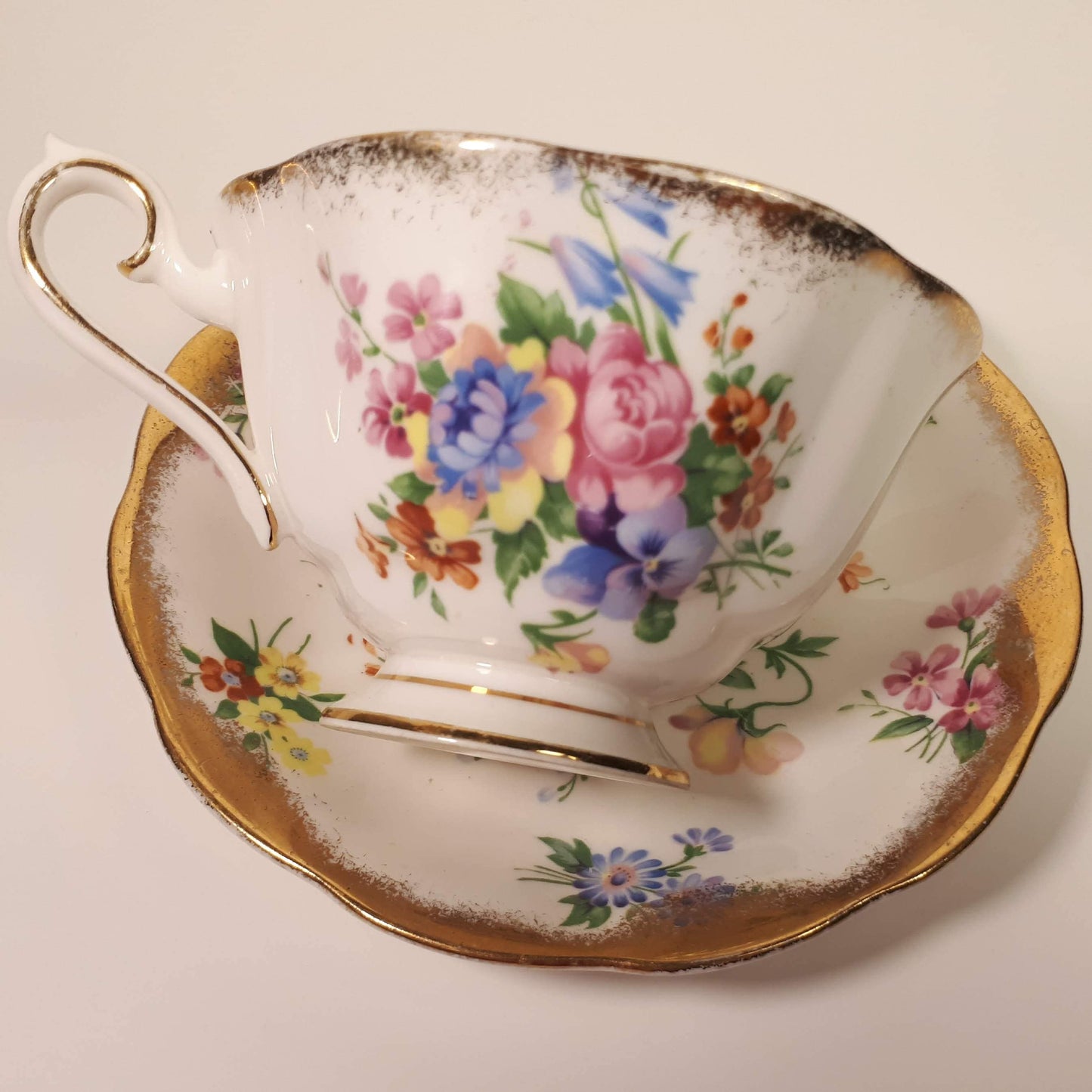 Rare Royal Albert Bone China Floral Bouquet heavy gold gliding gold brushed