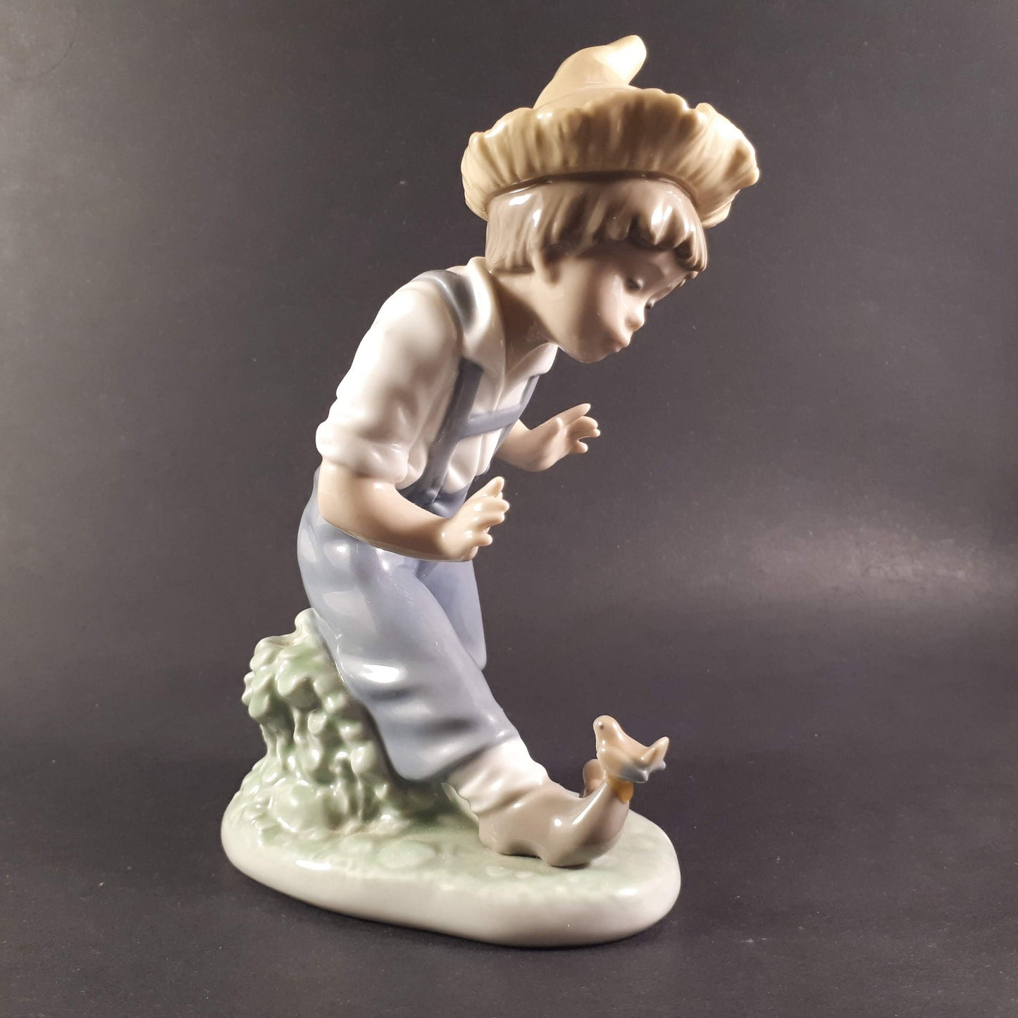 RARE Lladro NAO Country boy playing with birds