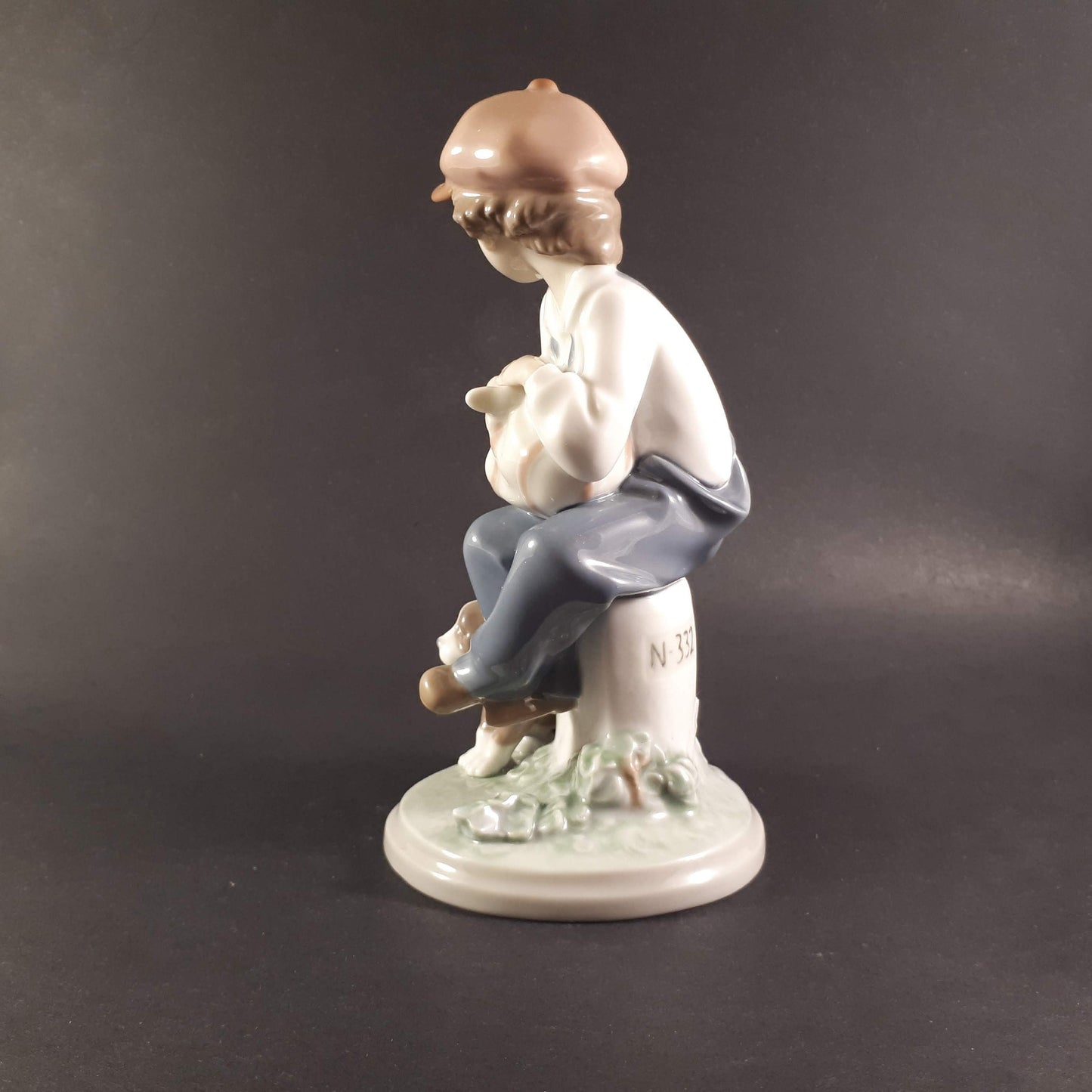 Lladro Figurine "My Best Friend " 5401 Boy With Dog, made in Spain