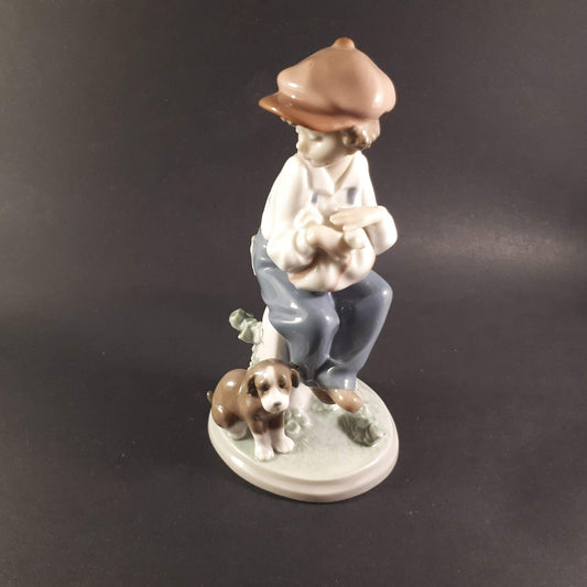 Lladro Figurine "My Best Friend " 5401 Boy With Dog, made in Spain
