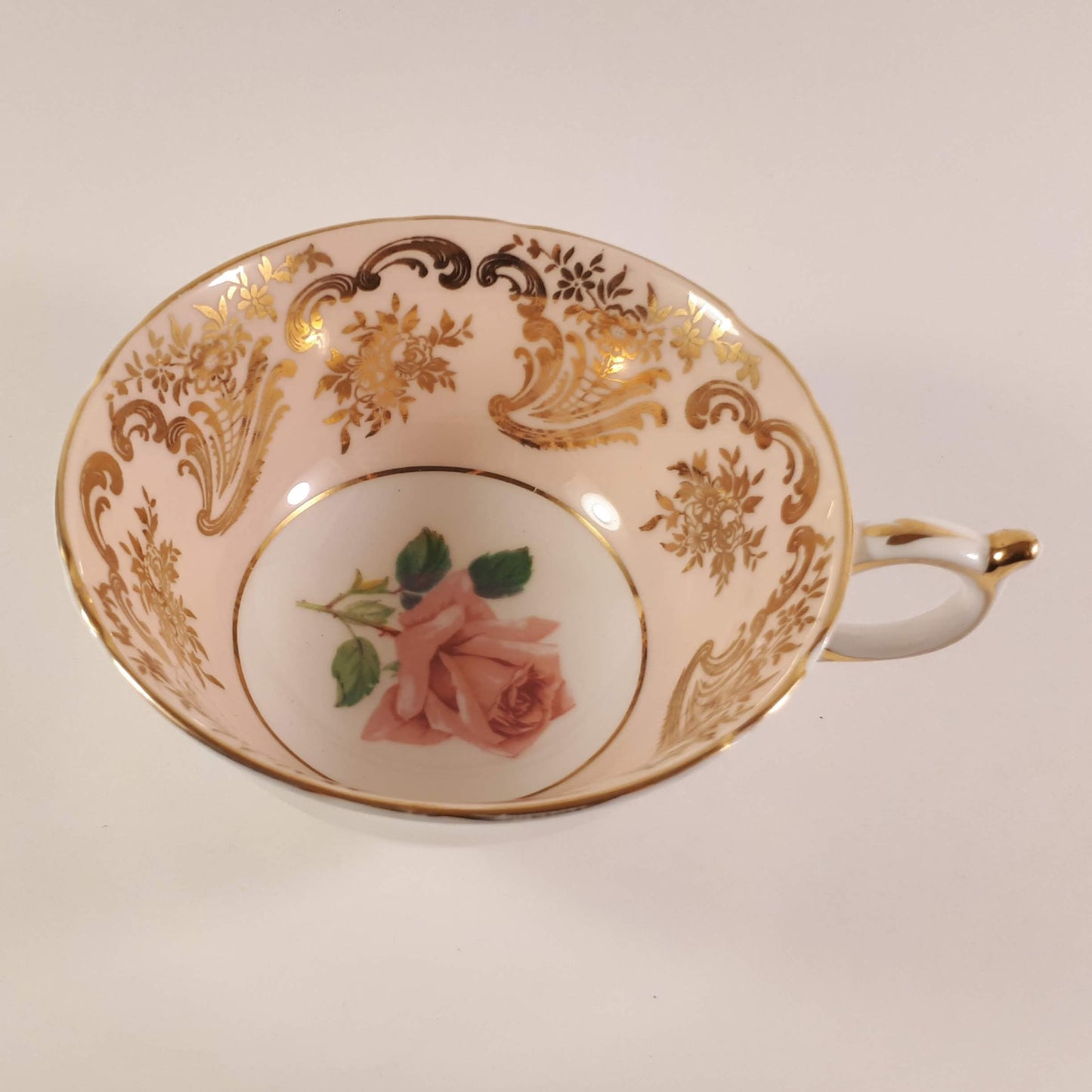 Rare PARAGON Floating Cabbage Rose Gold and Peach Teacup