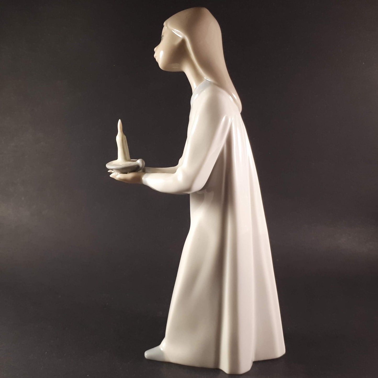 Lladro Girl with Candle Figurine #4868, 8" Glazed Porcelain