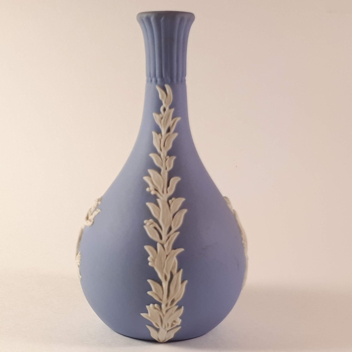 Vintage Wedgwood Jasperware Blue Bud Vase , Depict Cherubs