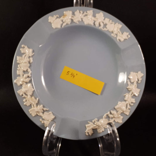 RARE Wedgwood Etruria and Barlaston large Ashtray 5 3/4 " inches