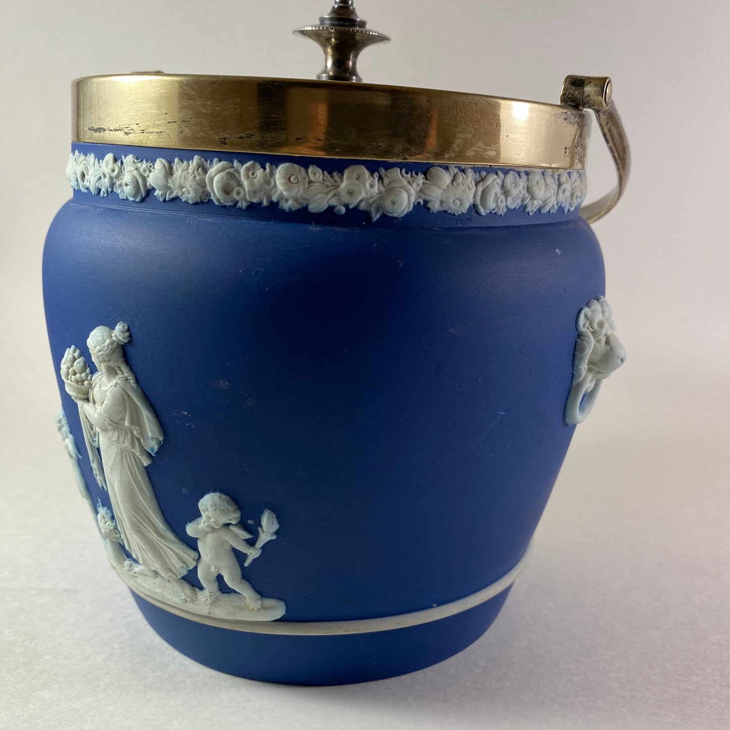 RARE !! Wedgwood Cobalt Blue Jasperware sacrifice Biscuit Barrel from 1800s